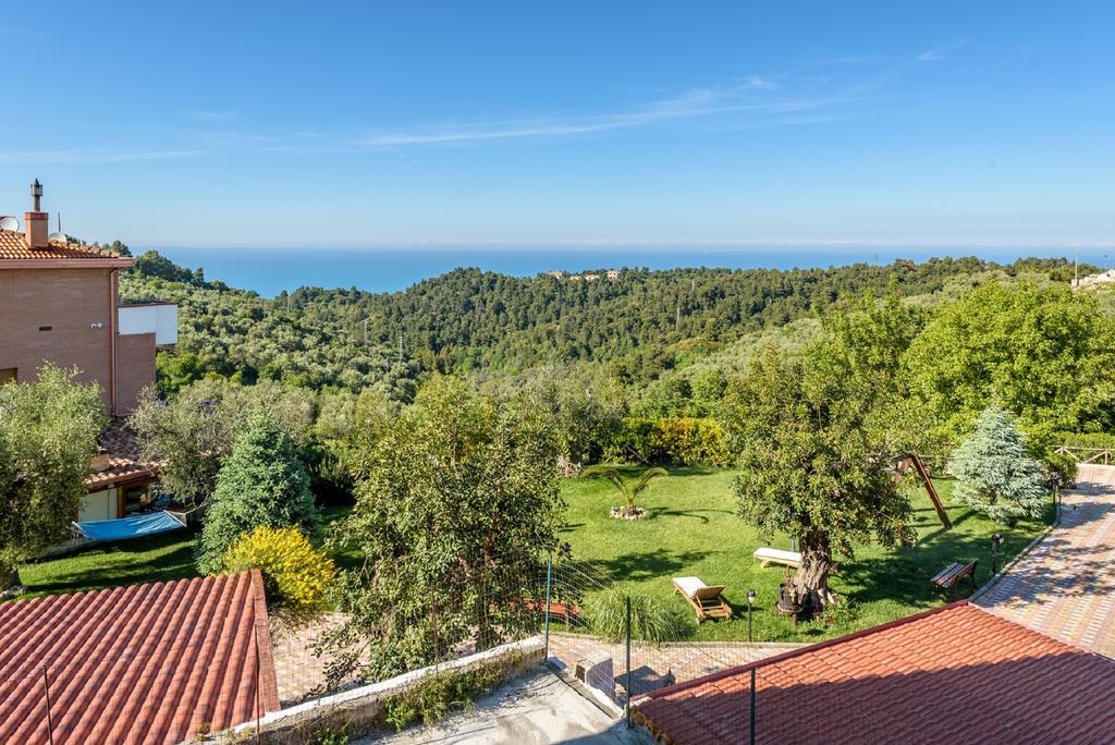 Villa Moreschi Вико дел Гаргано Екстериор снимка